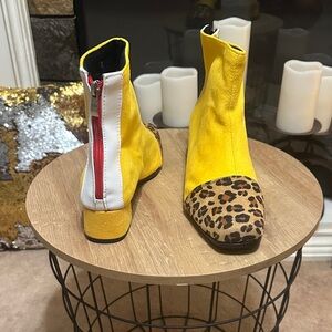 Vibrant Yellow Ankle Boots with Leopard Print Toe